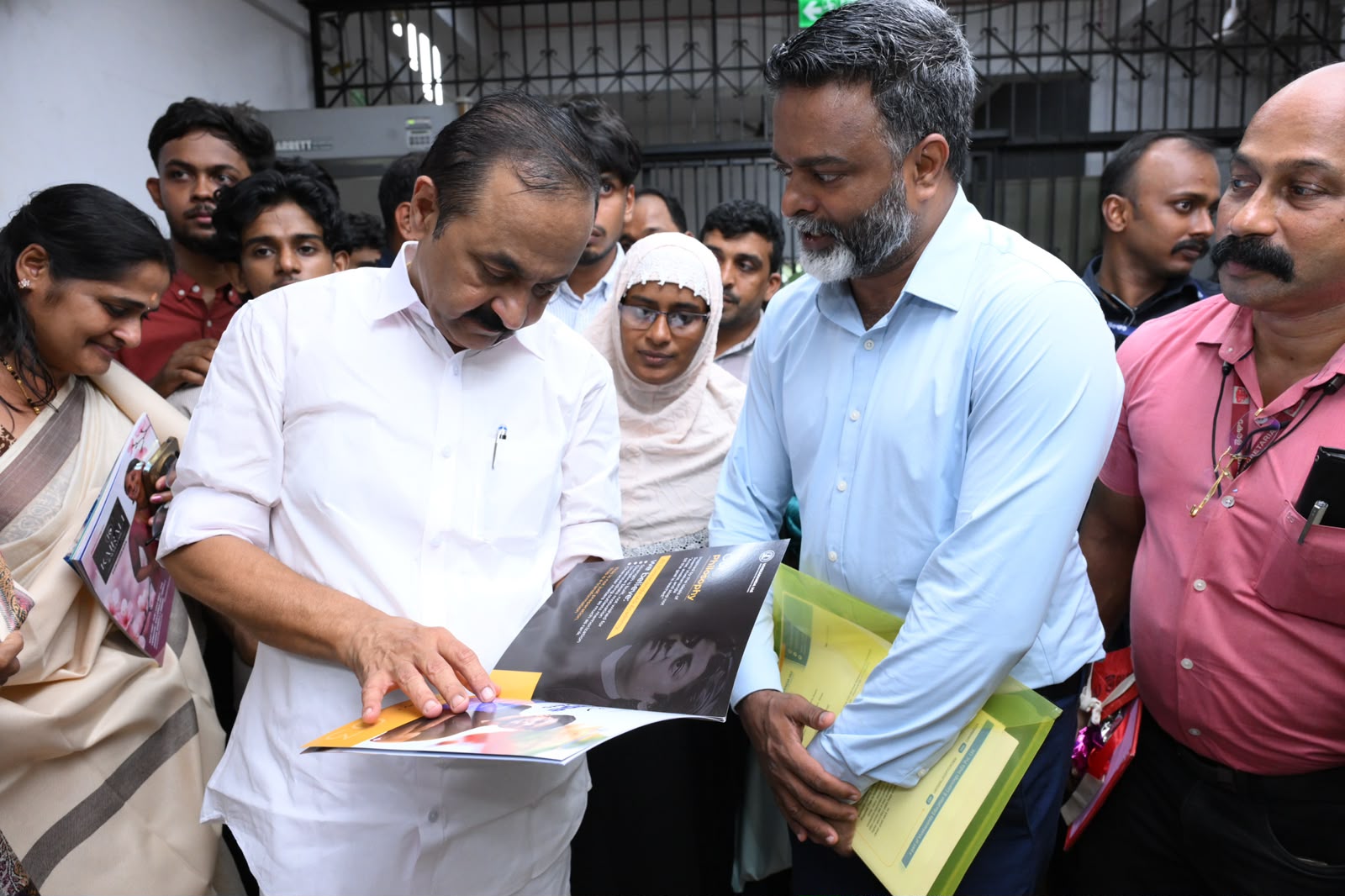 Students attending UPSC coaching at Vivekananda IAS Academy